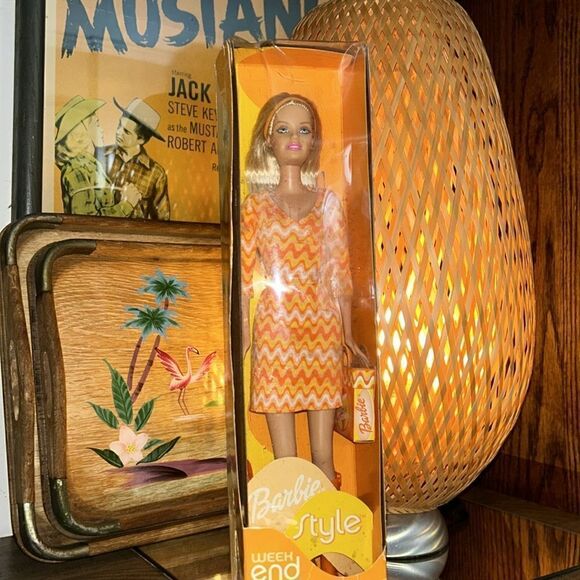 NWTTurn of Millennium 2002 Barbie Weekend Style 80s Dayglo Chevron Lookโ๐w/๐๏ธ - Picture 3 of 17